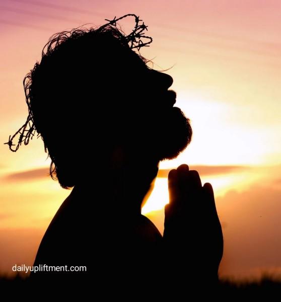 Powerful Short Daily Prayers to get your Spirit Uplifted